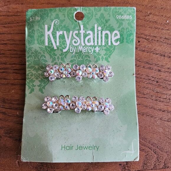 NEW Two Crystal Hair Barrettes Sparkly Flower Design Accessory - Picture 1 of 3